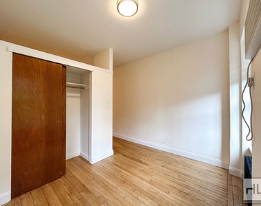 East 83 Street - Photo Thumbnail 2