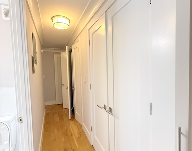 West 93rd Street - Photo Thumbnail 8