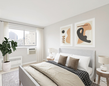 2 Avenue - Photo Thumbnail 1