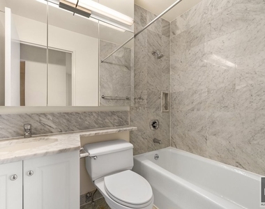 West 56th Street - Photo Thumbnail 3