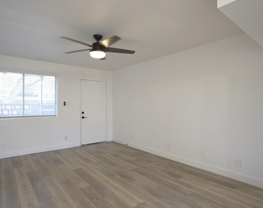 3025 N 36th Street - Photo Thumbnail 1