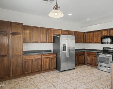 1739 N St Francis Place - Photo Thumbnail 12