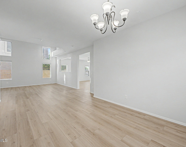 1739 N St Francis Place - Photo Thumbnail 7