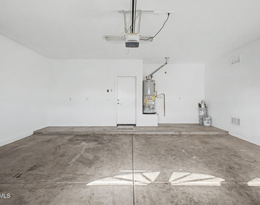 1739 N St Francis Place - Photo Thumbnail 32