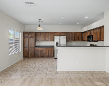 1739 N St Francis Place - Photo Thumbnail 11