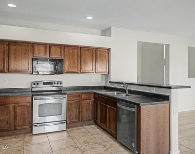 1739 N St Francis Place - Photo Thumbnail 13