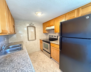 4490 E Pueblo Avenue - Photo Thumbnail 7