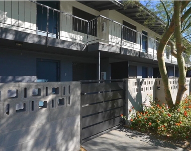 3025 N 36th Street - Photo Thumbnail 9