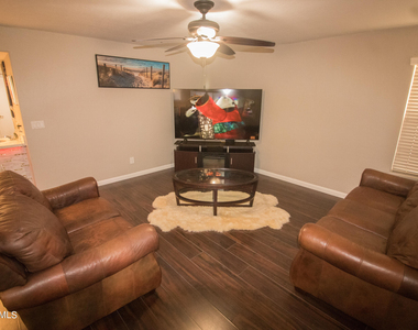 9010 E Palm Ridge Drive - Photo Thumbnail 12