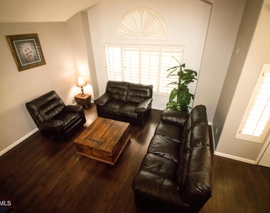 9010 E Palm Ridge Drive - Photo Thumbnail 3