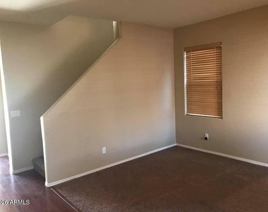 4557 E Del Rio Street - Photo Thumbnail 8