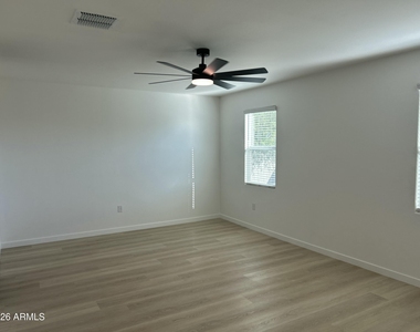 577 N 17th Street - Photo Thumbnail 21