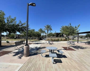 22698 E Roundup Way - Photo Thumbnail 26