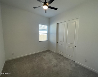 22698 E Roundup Way - Photo Thumbnail 13