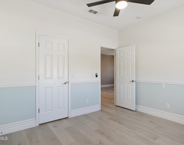 4151 E Andrea Drive - Photo Thumbnail 25