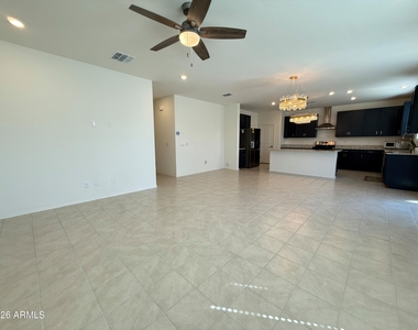 17153 W Blue Sky Drive - Photo Thumbnail 4