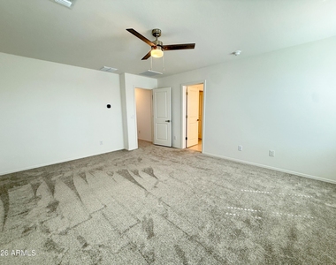 17153 W Blue Sky Drive - Photo Thumbnail 10