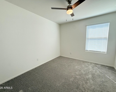 17153 W Blue Sky Drive - Photo Thumbnail 16
