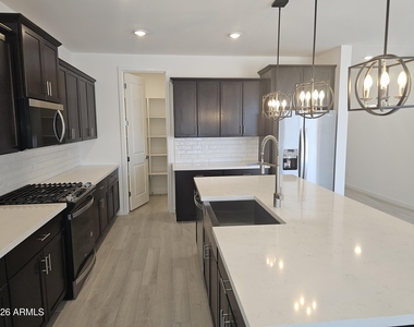 26007 N 160th Lane - Photo Thumbnail 3