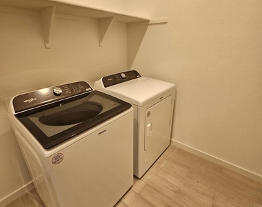 26007 N 160th Lane - Photo Thumbnail 32