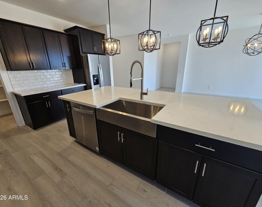 26007 N 160th Lane - Photo Thumbnail 9