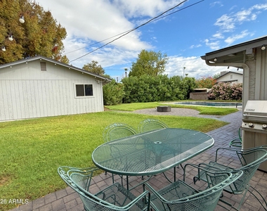 1116 E Fern Drive N - Photo Thumbnail 26