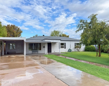 1116 E Fern Drive N - Photo Thumbnail 1