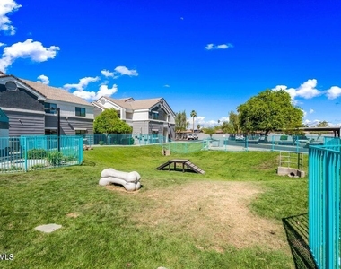 3065 N 67th Avenue - Photo Thumbnail 28