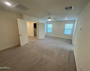 2509 N Heritage Street - Photo Thumbnail 14