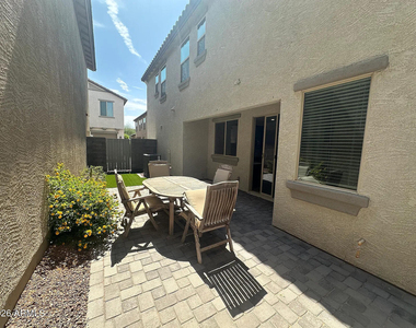 2509 N Heritage Street - Photo Thumbnail 31