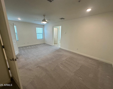 2509 N Heritage Street - Photo Thumbnail 15