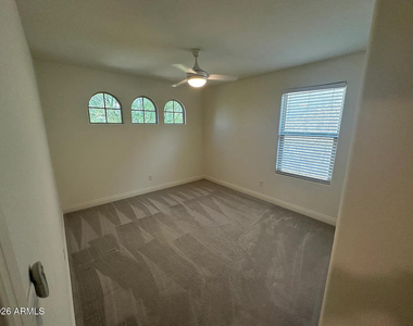 2509 N Heritage Street - Photo Thumbnail 27