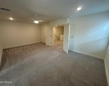 2509 N Heritage Street - Photo Thumbnail 13