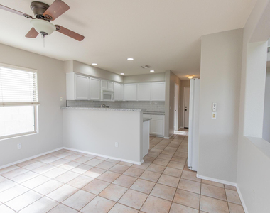 18033 N Skyhawk Drive - Photo Thumbnail 4
