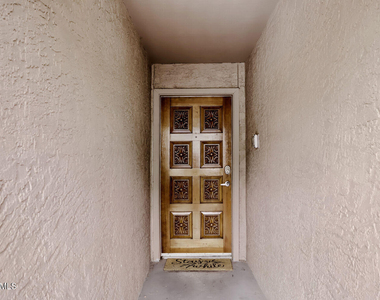5998 N 78th Street - Photo Thumbnail 22