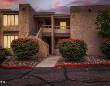 5998 N 78th Street - Photo Thumbnail 1
