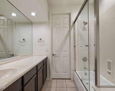 20802 N Grayhawk Drive - Photo Thumbnail 16