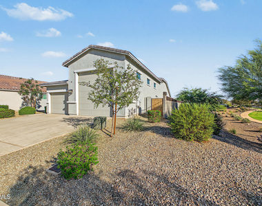 17822 W Villa Hermosa Lane - Photo Thumbnail 5