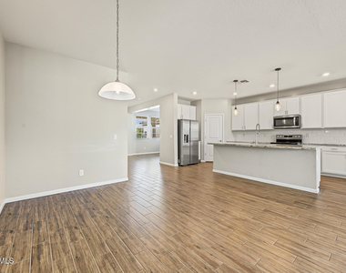 17822 W Villa Hermosa Lane - Photo Thumbnail 18