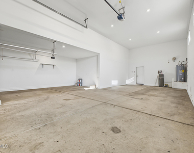 17822 W Villa Hermosa Lane - Photo Thumbnail 40