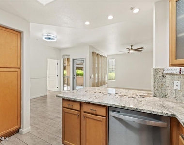 11680 E Sahuaro Drive - Photo Thumbnail 12