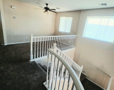 4615 S Antonio Circle - Photo Thumbnail 9