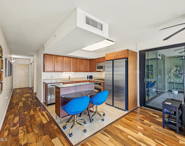 4808 N 24th Street - Photo Thumbnail 8