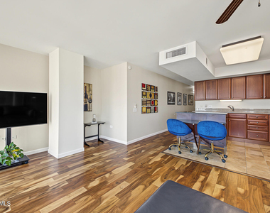 4808 N 24th Street - Photo Thumbnail 7