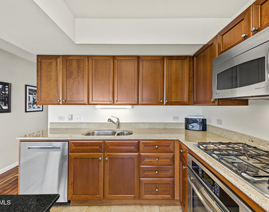 4808 N 24th Street - Photo Thumbnail 10