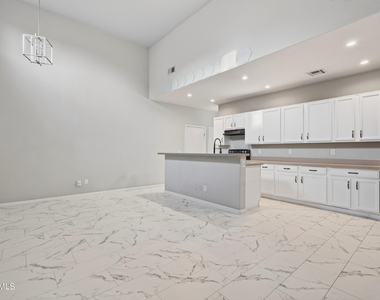 2027 E University Drive - Photo Thumbnail 1