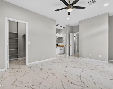 2027 E University Drive - Photo Thumbnail 11