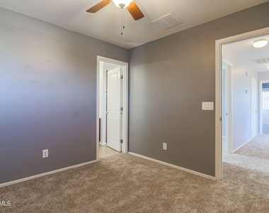 15304 W Wethersfield Road - Photo Thumbnail 15