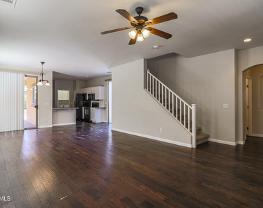 15304 W Wethersfield Road - Photo Thumbnail 4