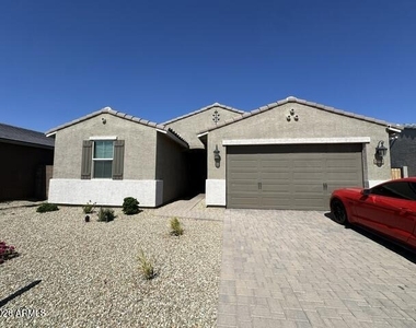 22416 W Kimberly Drive - Photo Thumbnail 1